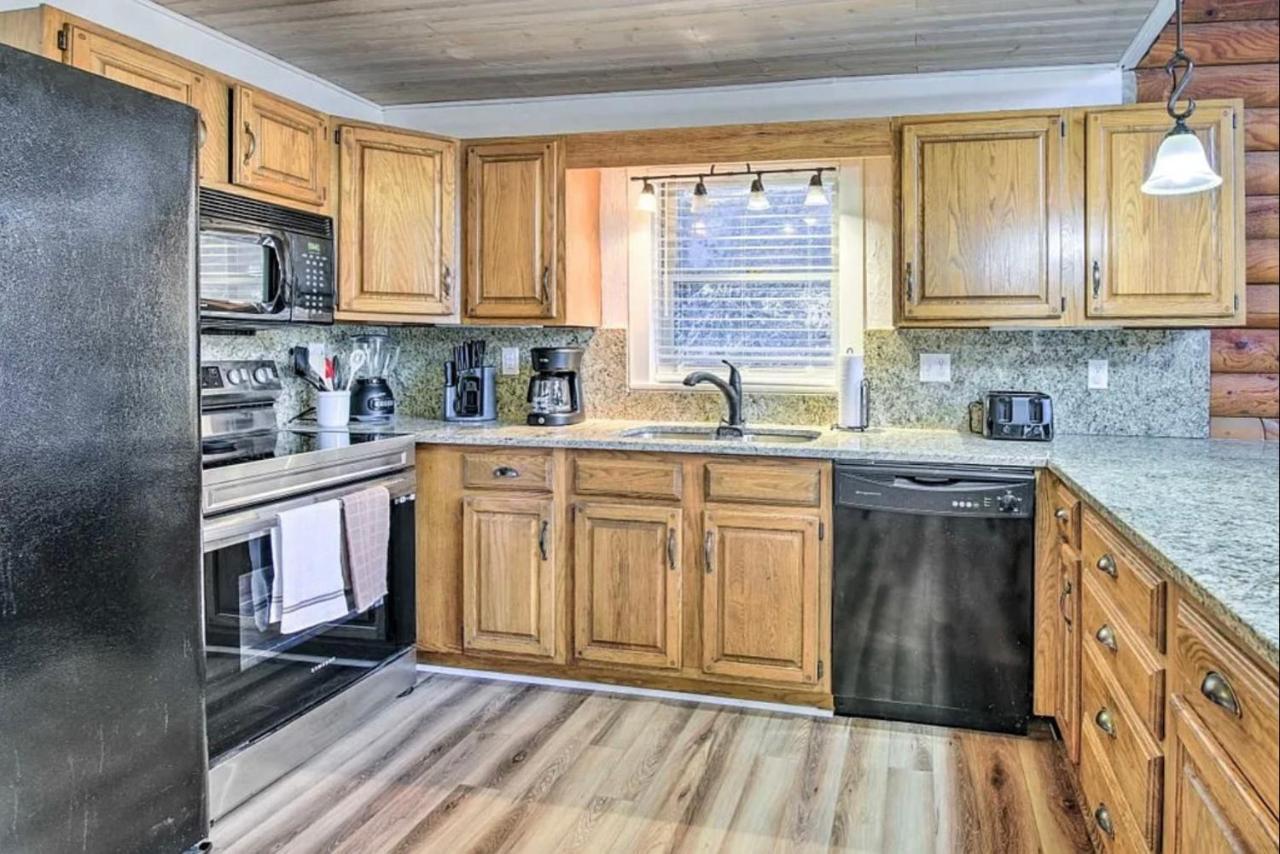Smokey Mountain Hideaway Villa Gatlinburg Exterior photo