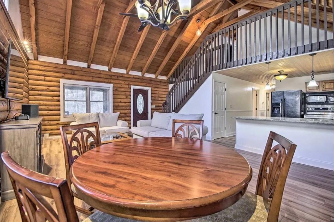 Smokey Mountain Hideaway Villa Gatlinburg Exterior photo
