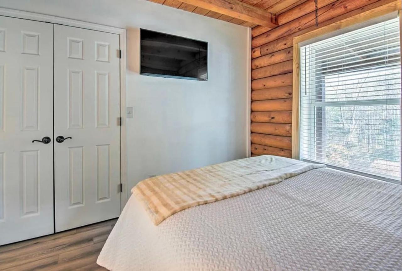 Smokey Mountain Hideaway Villa Gatlinburg Exterior photo