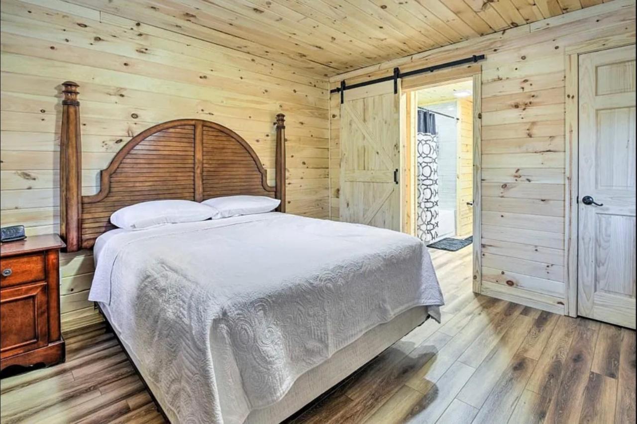 Smokey Mountain Hideaway Villa Gatlinburg Exterior photo