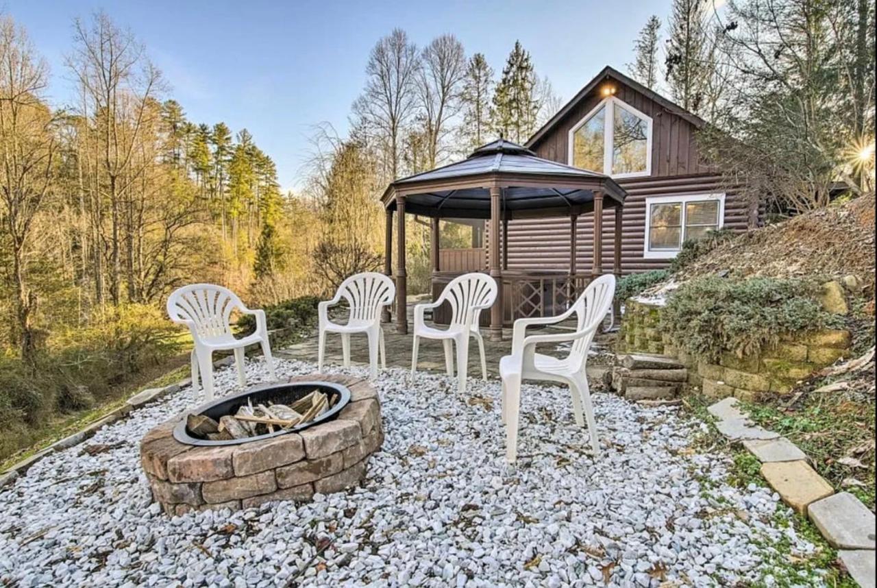 Smokey Mountain Hideaway Villa Gatlinburg Exterior photo