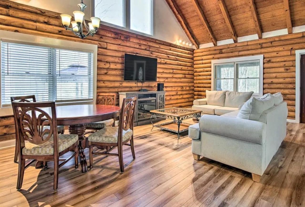 Smokey Mountain Hideaway Villa Gatlinburg Exterior photo